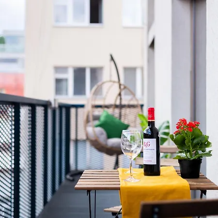 Apartmán Family With Balcony In Center Of *